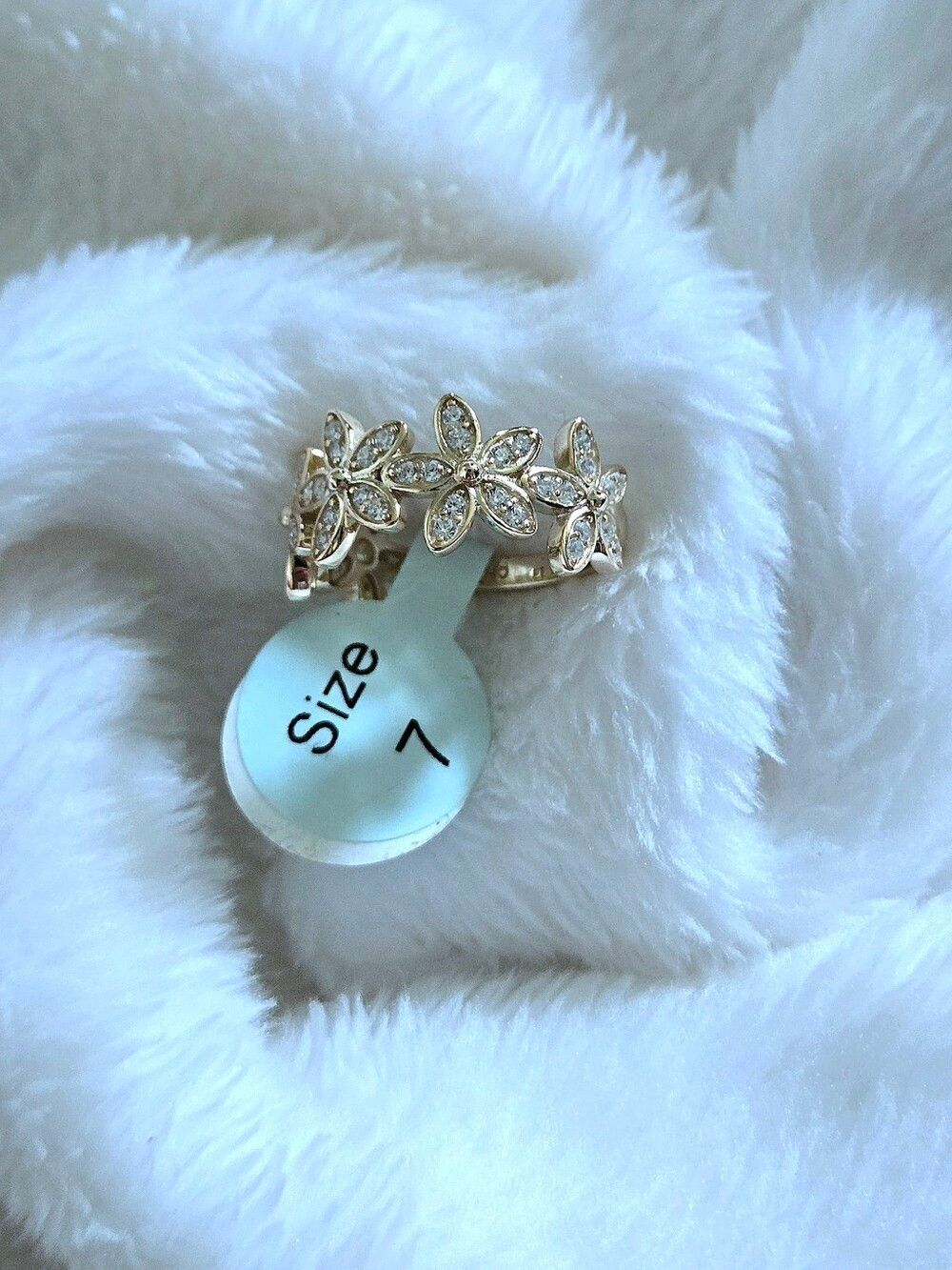 ✨️HP 2X✨️ Ava Ro🚣 Connecting Gold💛 Flowers🌼 Ring💍 - Picture 13 of 16